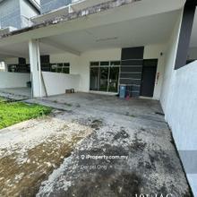 Jenjarom Sawi 2 storey 22x83 facing open freehold 