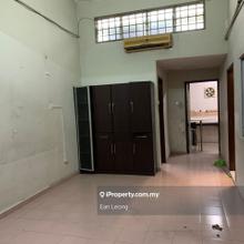Terrace house for Sale
