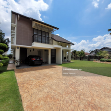 2storey corner lot bungalow with huge land in Laman Permai, Subang Bes