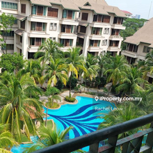 Breaktaking views of the designer pool