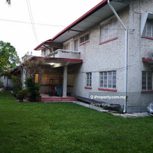Golden location suitable for show house 