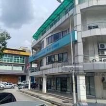 Sri Petaling Retail Shop For Rent