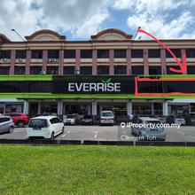 3700 sqft Office or Retail Space above Everrise