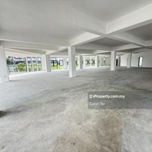 Come with extra 7 reserve carpark - With 3 lifts - 1st Floor