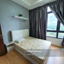 Botanika Mid Floor Room For Rent