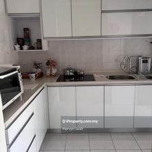 Tanjung Tiara 1000 Sqft High Floor Renovated Rare In Market Good Deal