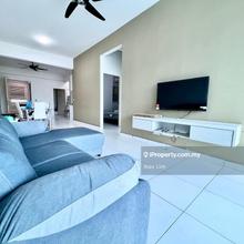Elit Heights Condominium For Rent !!