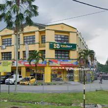 Corner, facing main road and negotiable