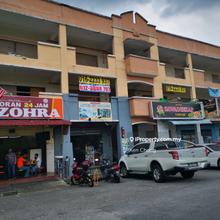 Kuang Kedai Tasik Biru Seri Kundang
