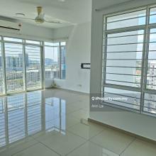 Corner Unit Springville Residence 2 mins to Aeon Jusco