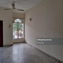 Terrace house for Sale