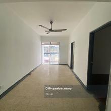 Below market taman sri serdang apartment for sale