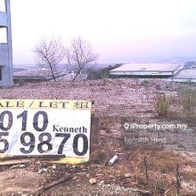 Adjoining Unit, High Ground Lot