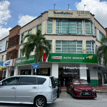 Lift Corner 1st Floor Office Metro Avenue Kajang , Near Yuhua School 