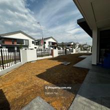 Corner Elmina Green for Rent