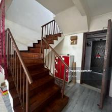 Ready to move in! Walking Distance to LRT Cempaka