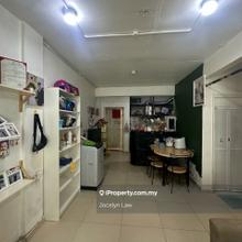 Flat Permas Jaya near to Jb Centre, Ciq