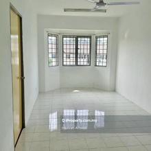 Well maintained Apatment For Sale!