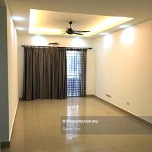 Partially furnished kinrara mas condo 1231 sft bukit jalil