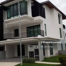 Terrace house for Sale