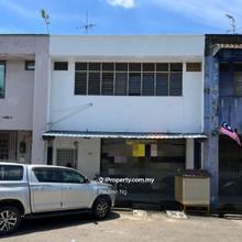 Desa Jaya 1.5 storey terrace factory for rent