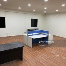 For Rent 1.5 Storey Semi-D Factory