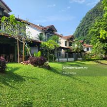 Scenic 2-Storey Linked Bungalow @ Lakeside Villas Sunway City Ipoh