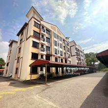Rayaria Condominium Low Density Nice Unit With Renovation 