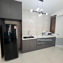 Edgewood Residence- Semi Furnished Unit