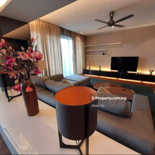 Very Comfortable unit with ID design. 