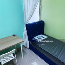 Pacific place private bath medium room fully furnished for rent