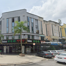 Bandar Menjalara @ Medan Putra 4 Storey Corner Shop for Sale -Roi 4.3%