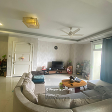 Riverine Sapphire condominium selling below bank value