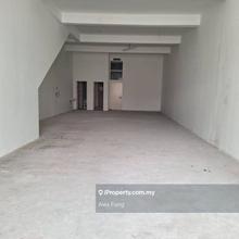 3 Storey Intermediate Shop For Sale