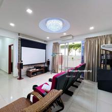 Nusa Bestari D Rich Low Density Big Size unit For Sale @ 4 rooms