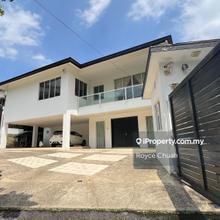 Modern Bungalow in Damansara heights 
