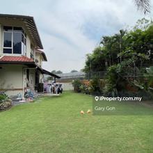 Rare End-lot with Spacious Land Size