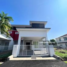End lot unit at Taman Bukit Piatu Mutiara Bukit Baru Melaka.