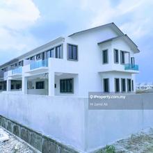 Projek Perumahan Baru Teres Dua Tingkat di Ayer Hitam, Johor