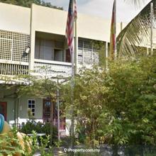 2 sty intermediate unit shoplot for sale