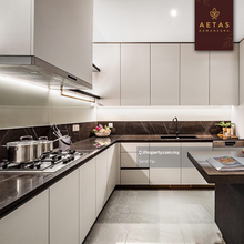 Move in Ready Beautiful Golf View