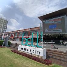 Retail space for Sale