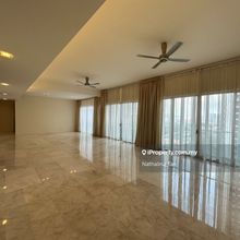 Dua Residency duplex. 600m to KLCC park & golf course. 1km to iskl. 