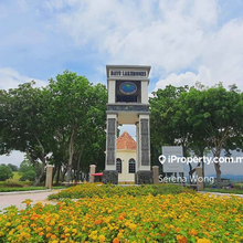 Corner bungalow lot at Bayu lake homes for sale 