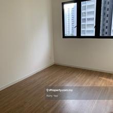 Sunway Avila Residence Freehold Partial Furnished 732sqft For Sale !!