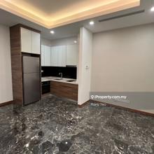 Royce Residences 2r/1b 707 Sqft Partial Furnished ID Design For Rent!!