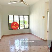 Walk-Up Apartment In Vibrant Puchong Township, Near Hways Malls Shops