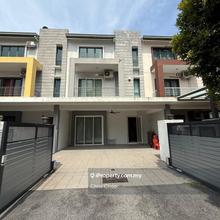 3 Storey Taman saujana suria Kajang