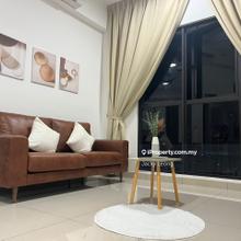 Nice furnishing. Mid floor. Viewing is allowed.