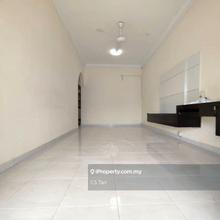 Bukit Indah Single Storey Terrace House, 22x70ft, 3 Beds, Well Conditi
